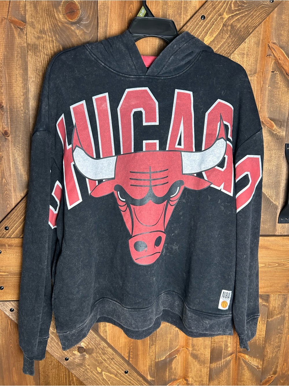 Chicago Bulls Black & Red Pullover Hoodie Sweatshirt